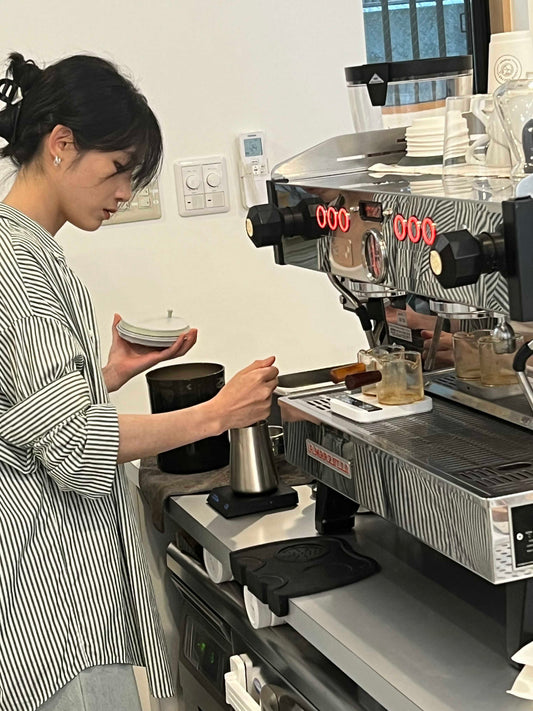 Espresso Alchemy: The Most Advanced 1-Day Data-Driven Masterclass for Elite Baristas – Unlock Scientific Espresso Mastery